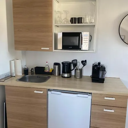 Privates neu renoviertes Zimmer in Schwaig Exterior foto
